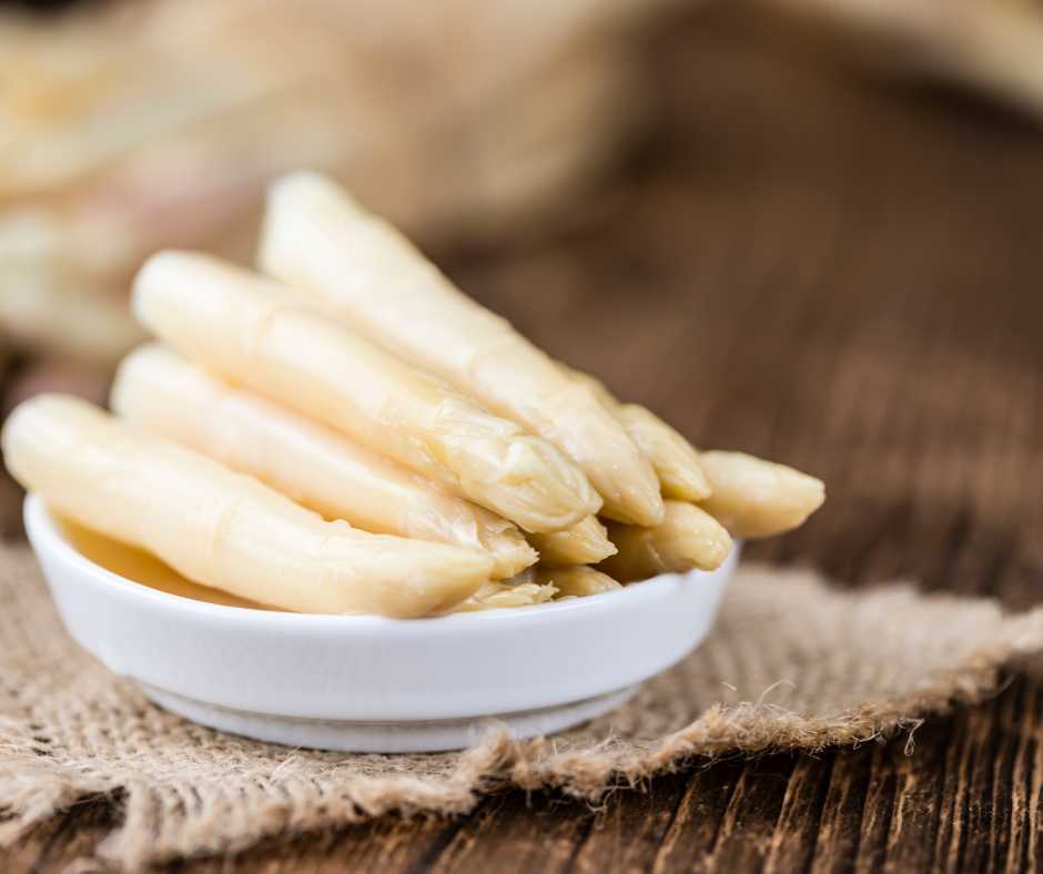 dish of white asparagus